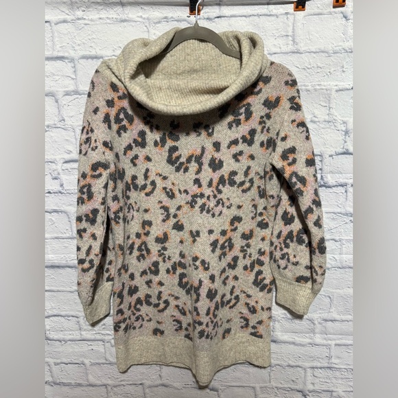 Anthropologie Sweaters - Anthropologie Emmy Leopard Print Cowl Neck Sweater, Size Small